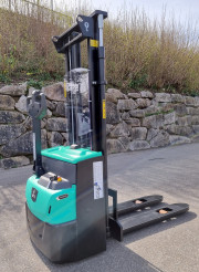Mitsubishi Deichselstapler SBP 12 N3